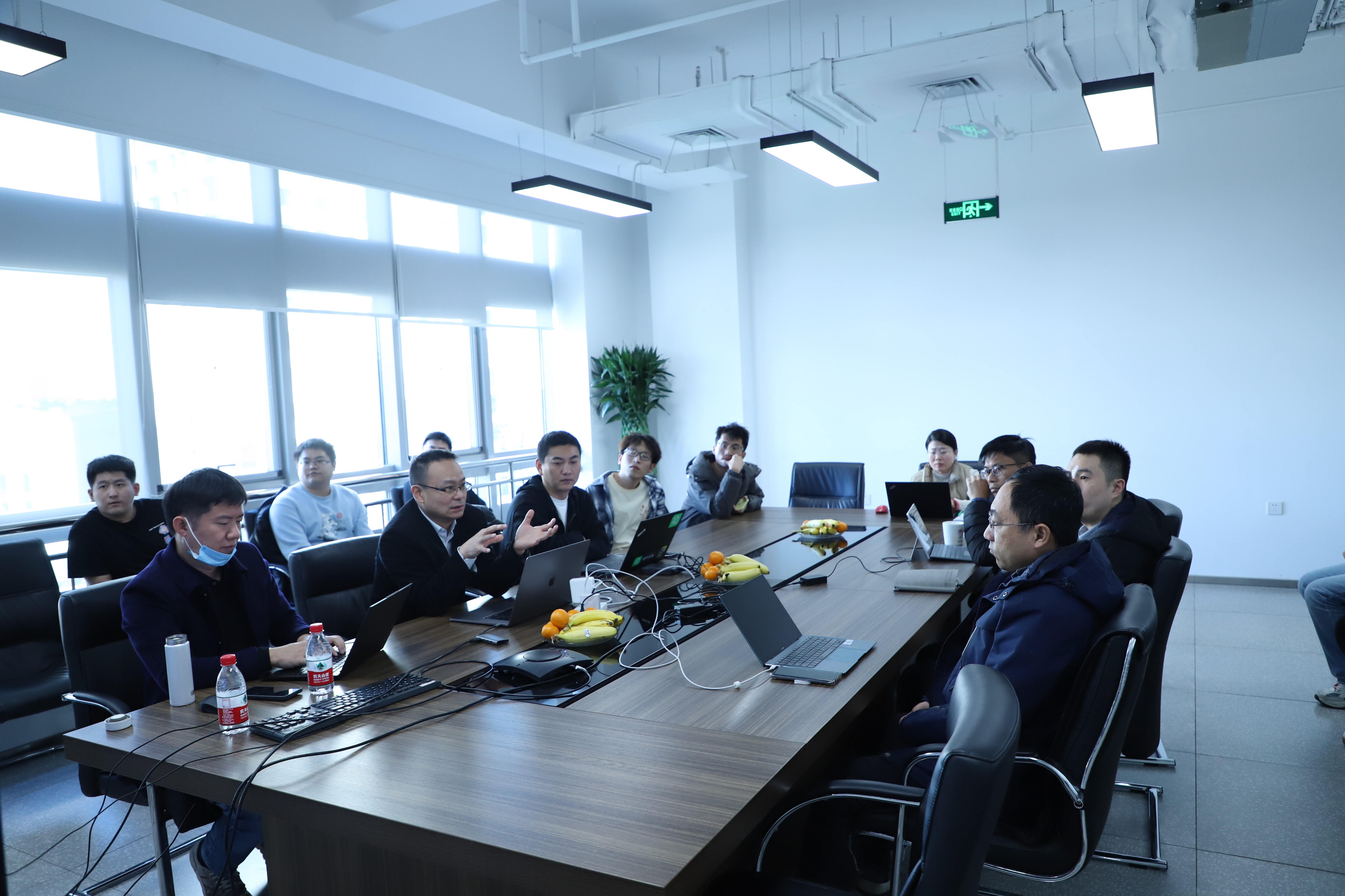openKylin Qt SIG & Qt资深研发齐亮开展技术交流研讨会